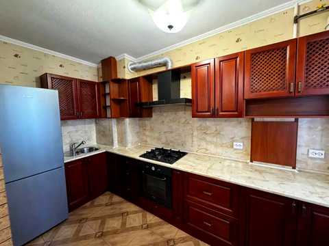 квартира за адресою Героїв просп., 6