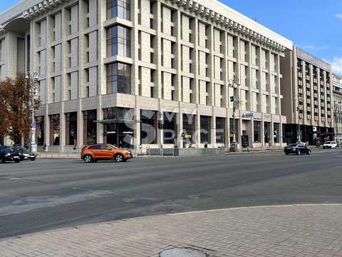 комерційна за адресою Хрещатик вул. (Kreschatic), 18/2