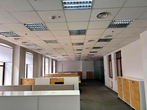 комерційна за адресою Михайлівська вул., 7