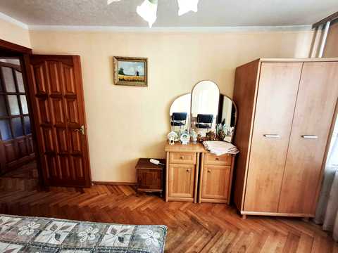 квартира за адресою Загорівська вул. (Багговутівська), 8/10