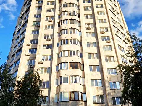 квартира за адресою Загорівська вул. (Багговутівська), 8/10