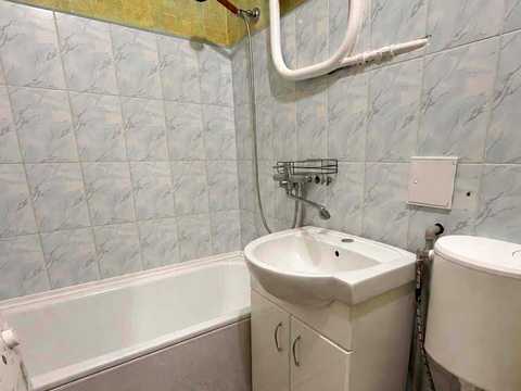 квартира за адресою Грушевського вул., 4