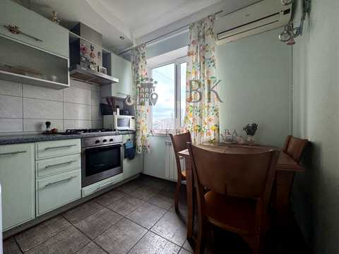 квартира по адресу Романа Ратушного ул. (Волгоградська), 31