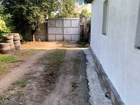 будинок за адресою Олени Теліги, 2