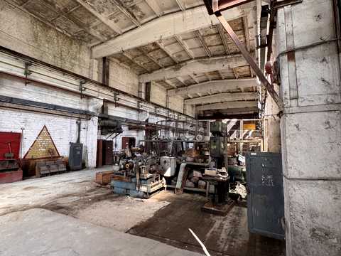 коммерческая по адресу Кривой Рог, Домностроителей пл., 8