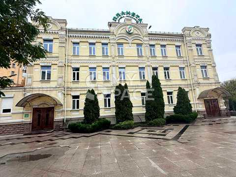 комерційна за адресою Костянтинівська вул., 32-Б
