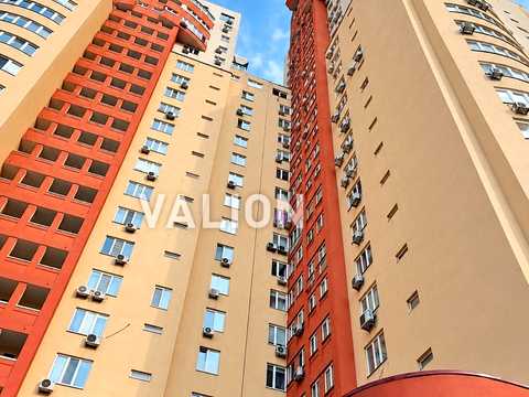 квартира за адресою Павла Тичини просп., 18-Б