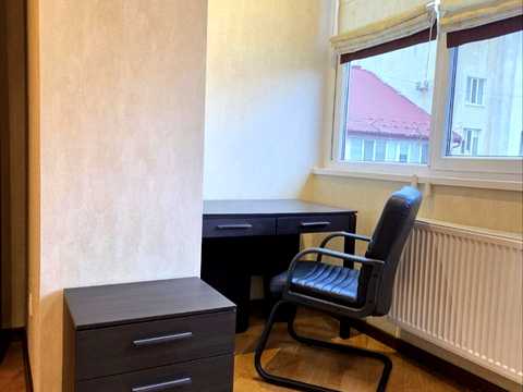 квартира по адресу Олексы Алмазова ул. (Кутузова), 4
