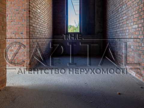 будинок за адресою Набережна вул.