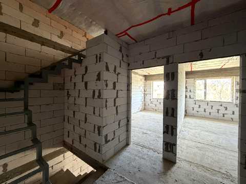 будинок за адресою Центральна вул., 5