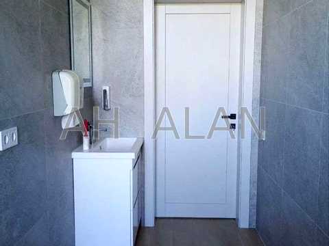 комерційна за адресою Київ, Лебединська вул., 6