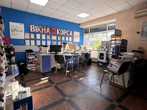 комерційна за адресою Володимира Гнатюка вул., 1-А