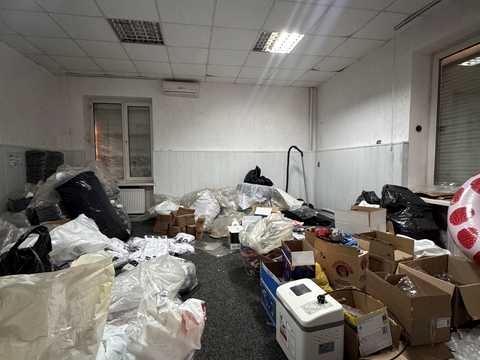 комерційна за адресою Володимира Гнатюка вул., 1-А