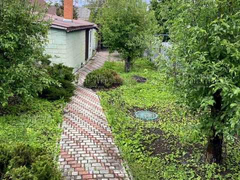 дом по адресу Варениковский пер.
