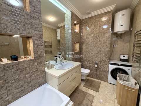 квартира за адресою Андрія Верхогляда вул. (Михайла Драгомирова), 20