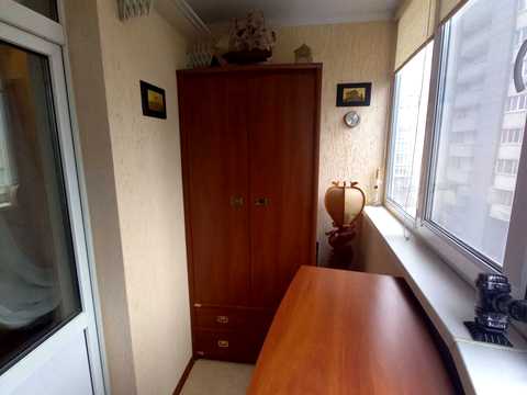 квартира за адресою Раїси Окіпної вул., 10-Б