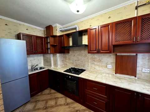 квартира за адресою Героїв просп., 6