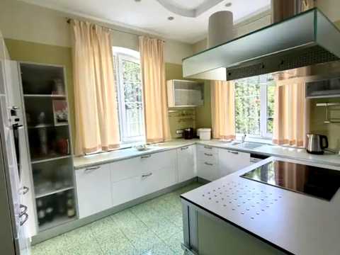 будинок за адресою Токмацька вул. (Великолуцька), 46
