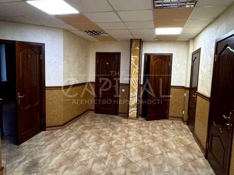 комерційна за адресою Здолбунівська вул., 9