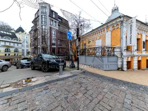 коммерческая по адресу Воздвиженская ул., 58