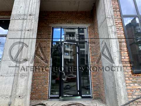 комерційна за адресою Щекавицька вул., 46