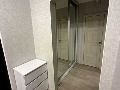 квартира за адресою Софії Русової вул., 7-А