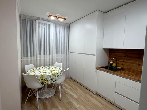 квартира за адресою Генерала Свободи вул., 7