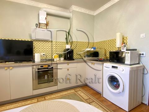 квартира за адресою Сергія Данченка вул., 1