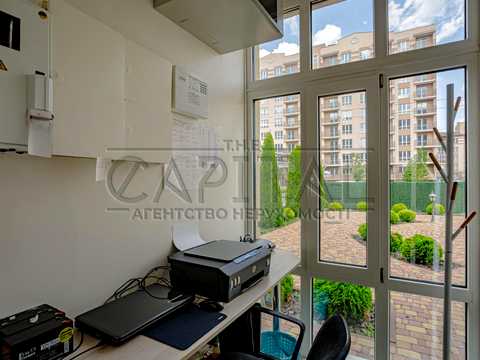 комерційна за адресою Метрологічна вул., 56