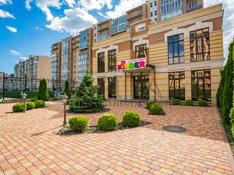 комерційна за адресою Метрологічна вул., 56