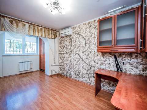 квартира за адресою Квітневий пров., 12