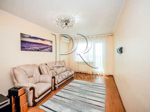 квартира за адресою Квітневий пров., 12