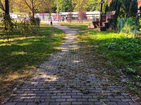коммерческая по адресу Елены Телиги ул., 12/107