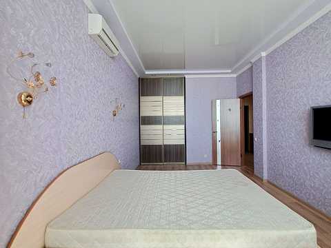 квартира за адресою Академіка Корольова вул., 5/4