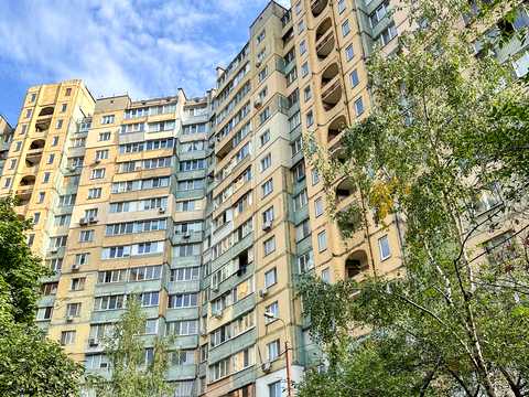 квартира за адресою Наталії Ужвій вул., 7