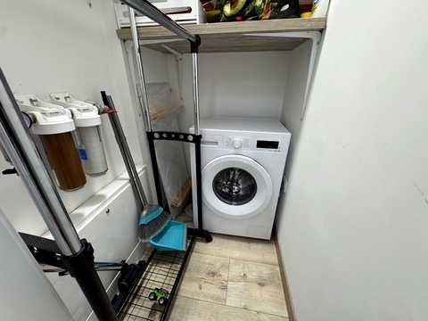квартира за адресою Залізнична вул., (Будинок 12)