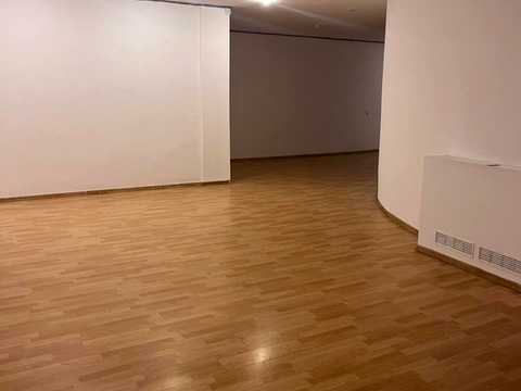 комерційна за адресою Ризька вул., 12