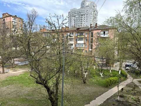 квартира за адресою Білоруська вул., 15