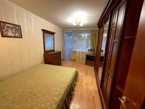 квартира за адресою Академіка Янгеля вул., 10
