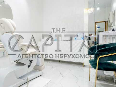 коммерческая по адресу Трускавецкая ул., 1