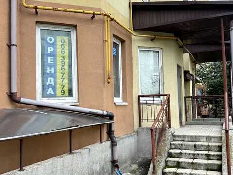 комерційна за адресою Івана Дяченка вул., 20-А