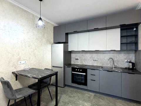 квартира за адресою Салютна вул., 2к8