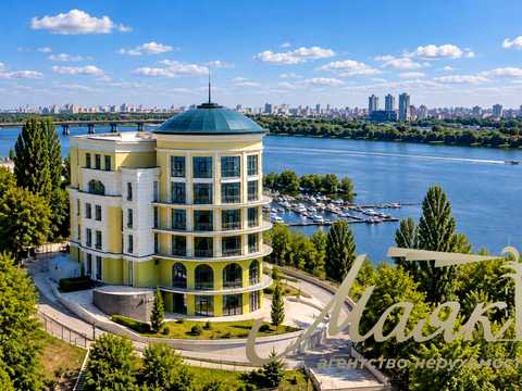 комерційна за адресою Набережно-Печерська дорога дор., 10