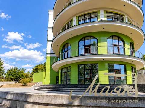 комерційна за адресою Набережно-Печерська дорога дор., 10
