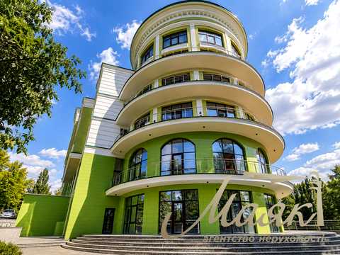 комерційна за адресою Набережно-Печерська дорога дор., 10