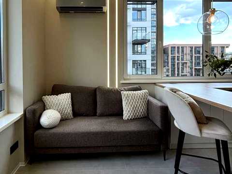 квартира за адресою Салютна вул., 2к19