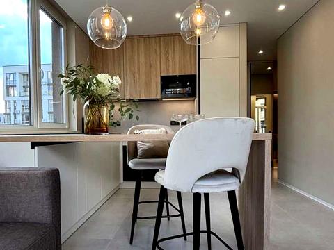 квартира за адресою Салютна вул., 2к19