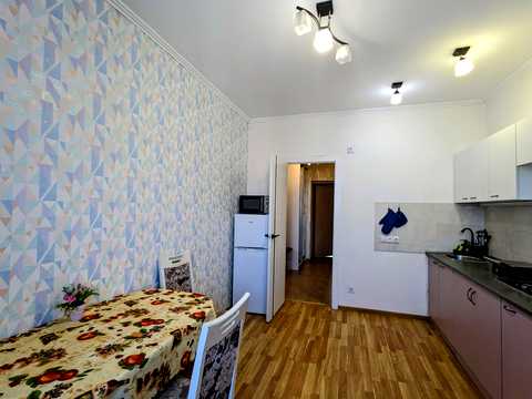 квартира по адресу Есенина ул., 33