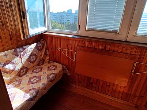 квартира за адресою Гарібальді вул., 1а