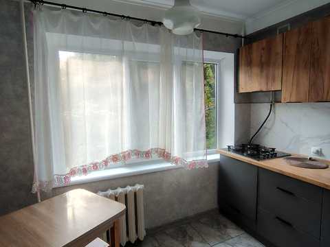 квартира за адресою Академіка Корольова вул., 10